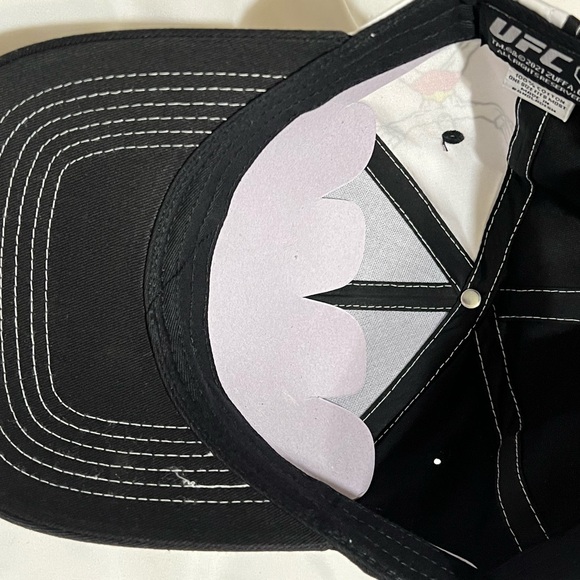 NEW UFC Ultiman Black Baseball Cap with Red Logo Adjustable NWT - Picture 5 of 7